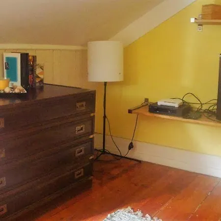 Casa De Sao Pedro, Bairro Alto